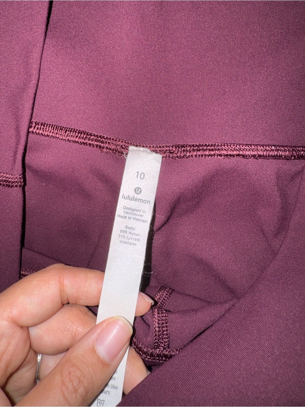 Lululemon burgundy leggings - Picture 2 of 8